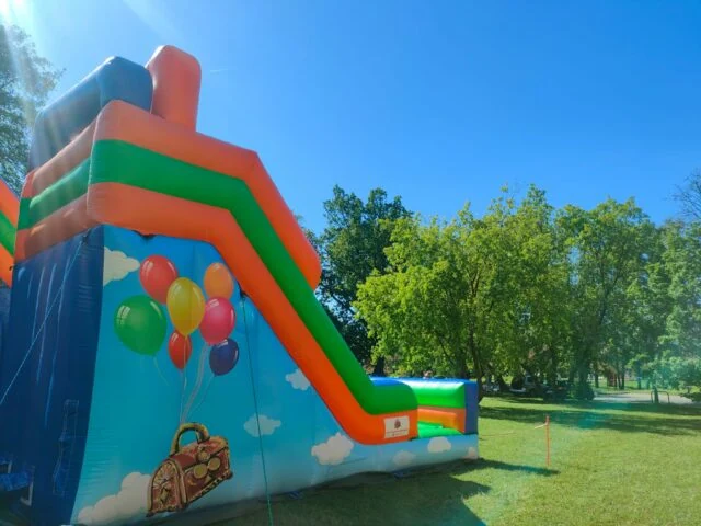 Zjeżdżalnia Kuferek dla dzieci