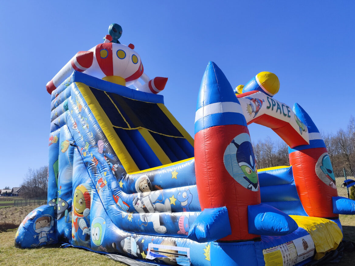 Dmuchaniec Kosmos zjeżdżalnia