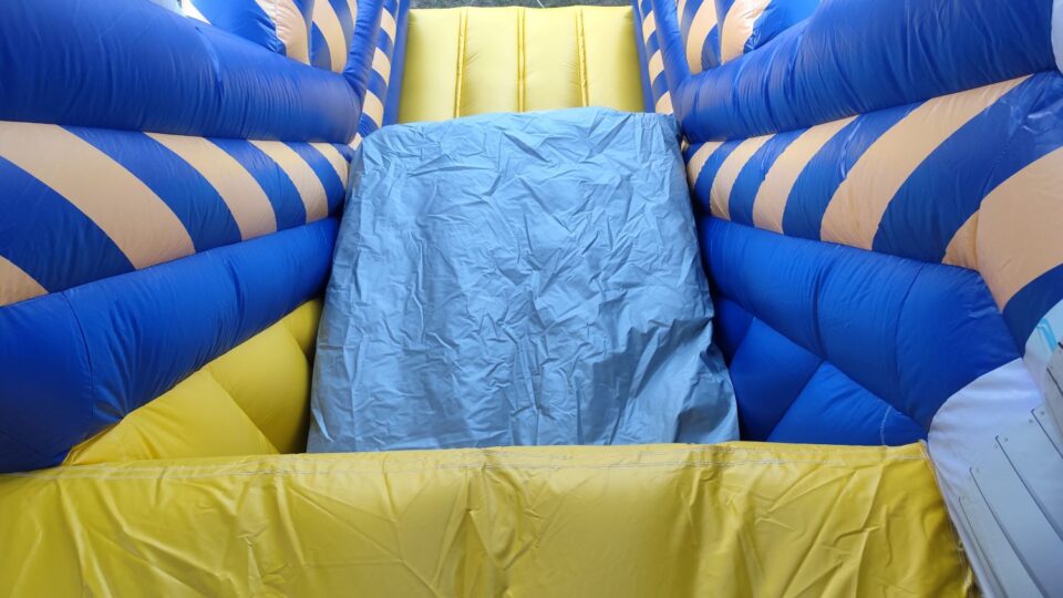 Skok z dmuchańca Strefa Robotów